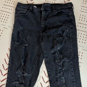 Aeropostale black distressed mom Jean 14R